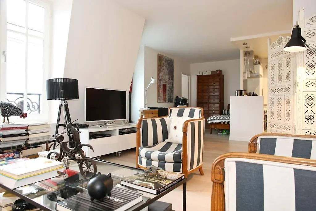 Apartment Sous Les Toits *